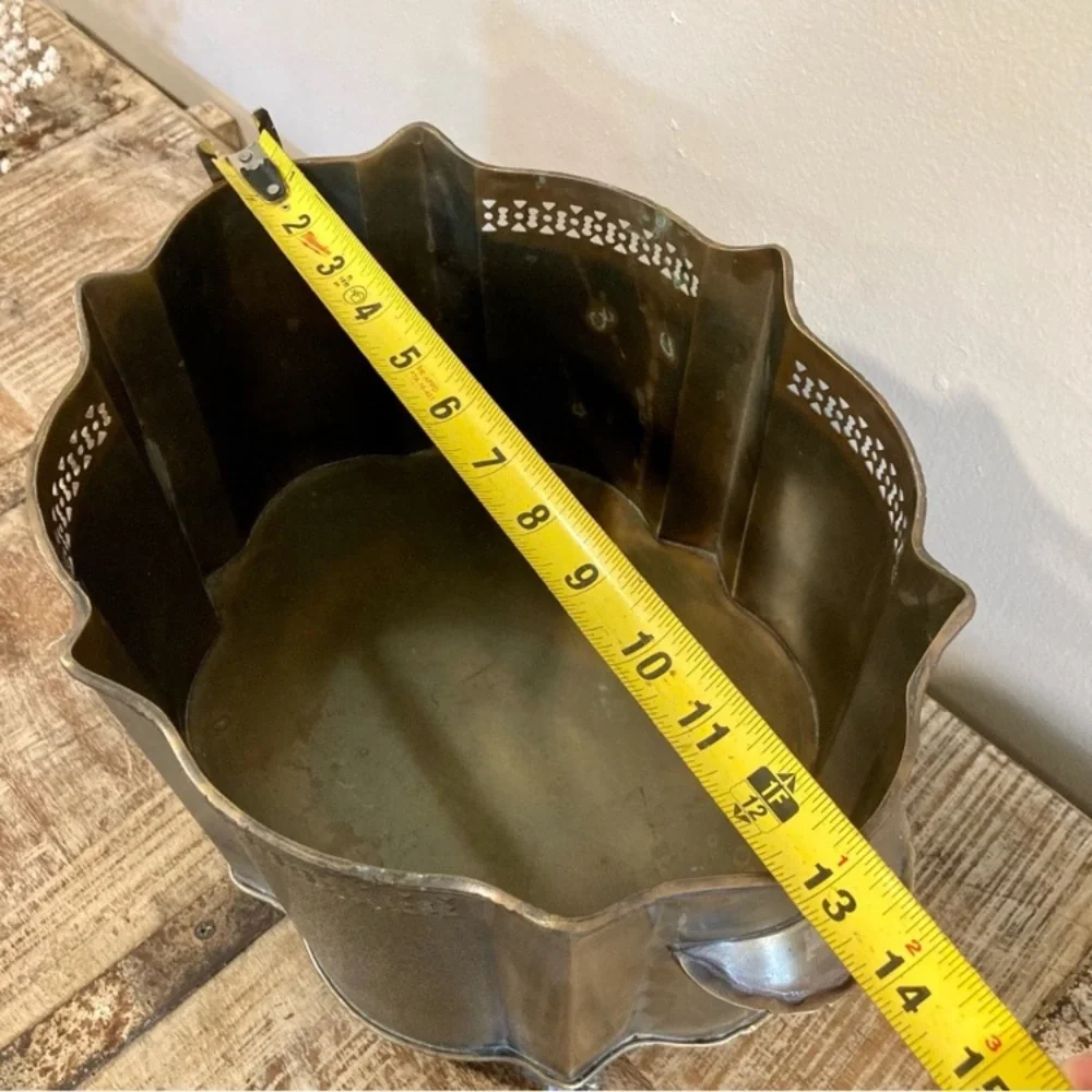 Metal Planter with Cutout Design Footed Container Cachepot